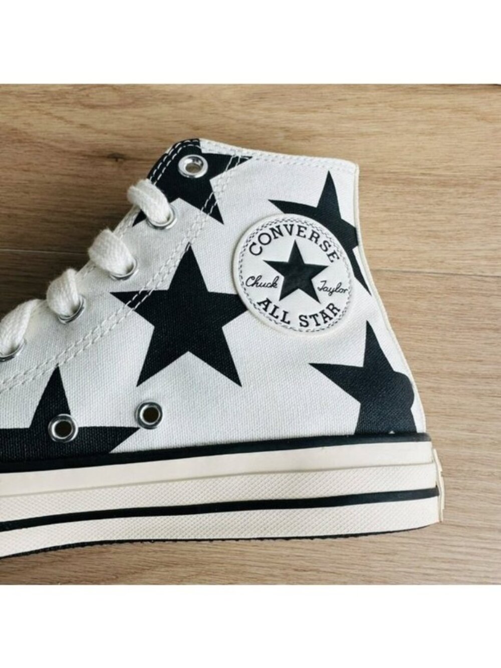 ⭐Converse Chuck Taylor Large Stars Hi Sz 7.5 Women Shoes Sneakers Ivory A09898F - Picture 6 of 9
